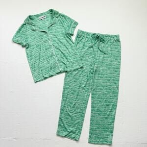 Kikit Green Soft Pajama Set Button Up Top & Cropped Pants, Size Small